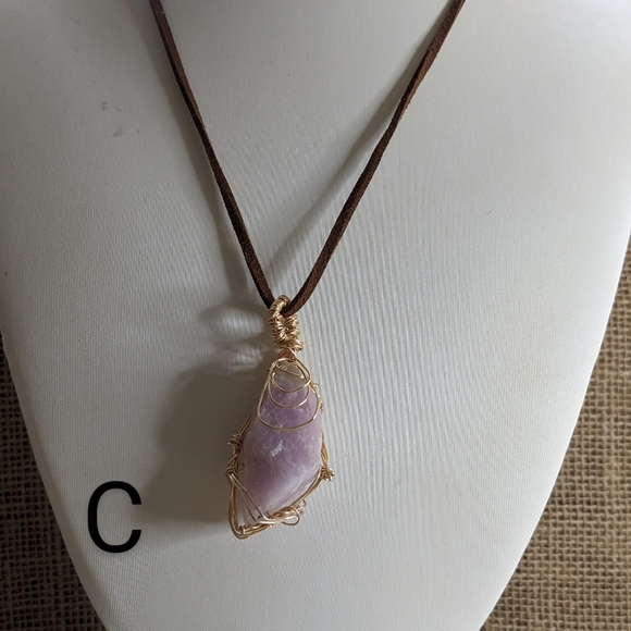 Large Kunzite Lavender Pink Rough Wire Wrapped Pendant - Picture 9 of 16